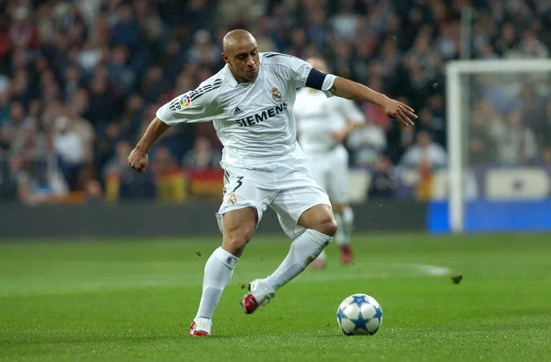 Os melhores laterais-esquerdos da história ([auto_last_update format="Y" before=""])