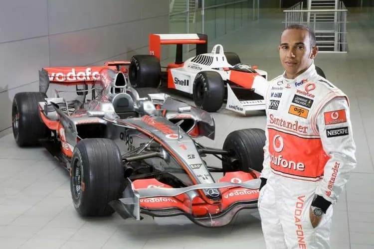 Apresentação de carro de Hamilton na McLaren