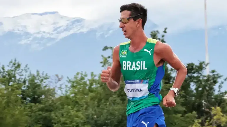 Caio Bonfim repete prata e faz forte desabafo após conquista