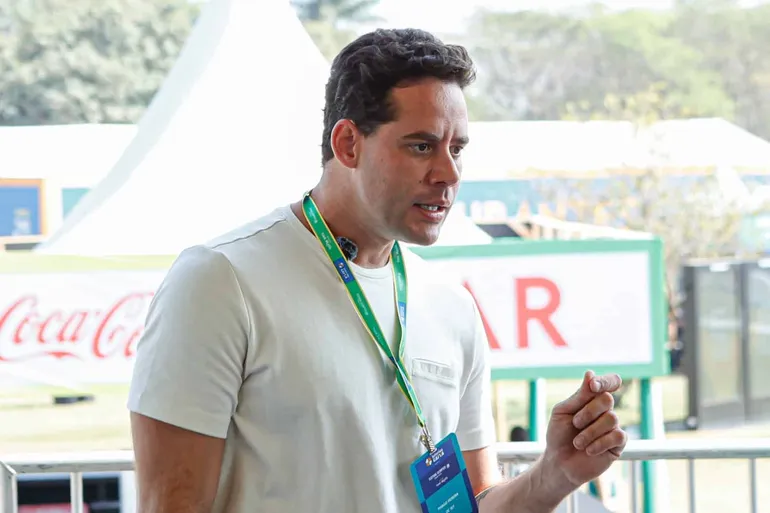 [Exclusiva] Thiago Pereira analisa natação brasileira em Paris 2024 e vitória sobre Michael Phelps