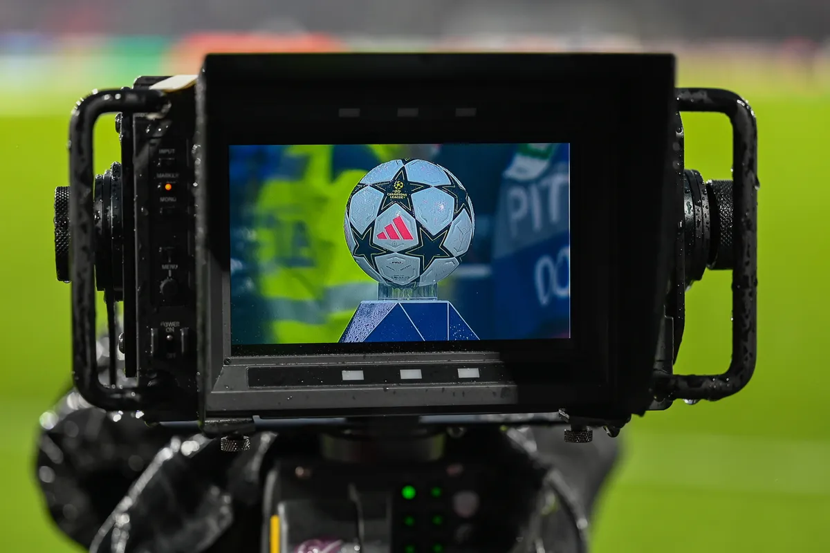 Melhores sites para assistir futebol: onde ver jogos online (2025)