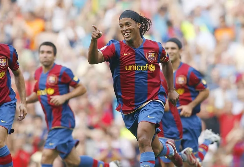 15 melhores batedores de falta do Brasil em todos os tempos (2025)