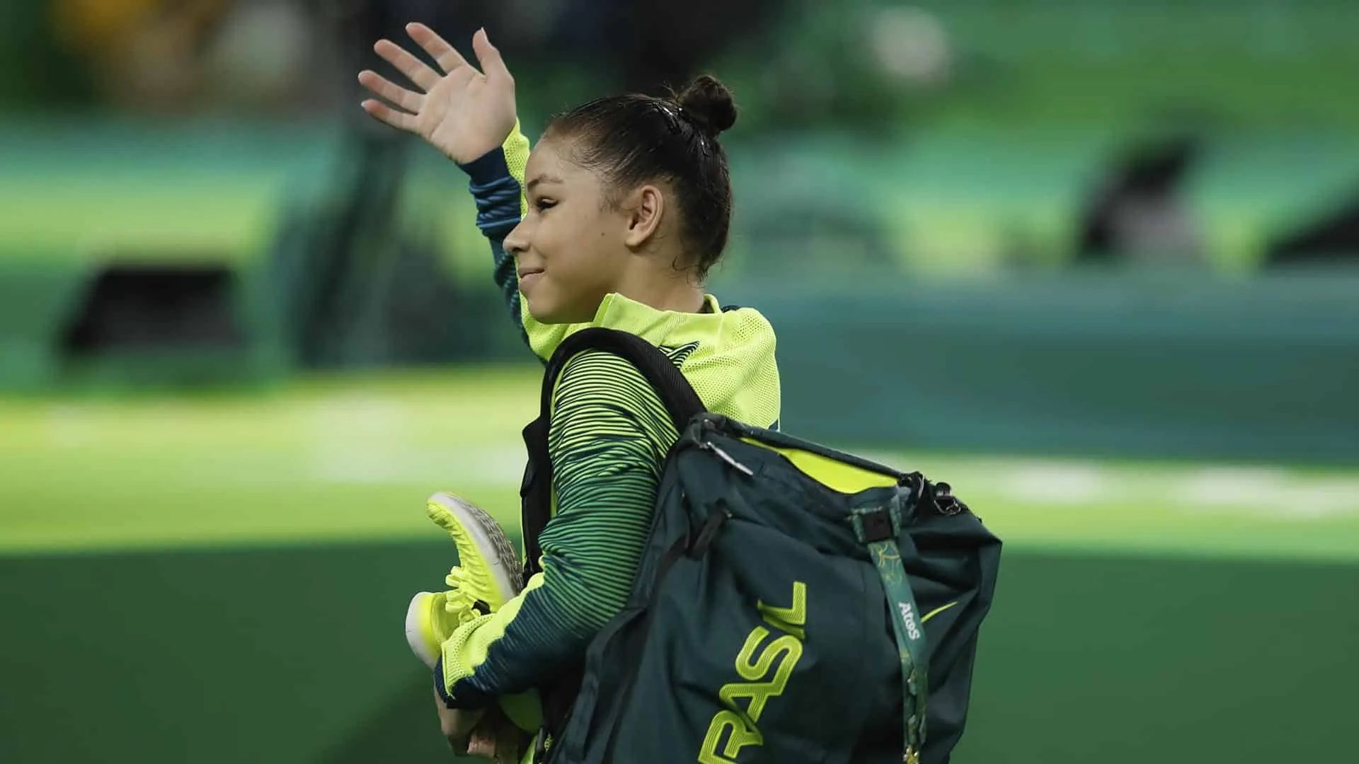 Quem é Flávia Saraiva