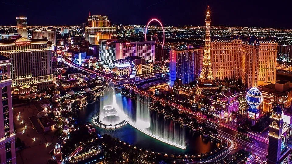 Em meio à Covid-19, Las Vegas se repensa como destino turístico