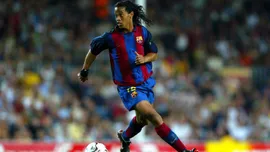 Ronaldinho Ga&uacute;cho x Neymar: quem foi melhor?
