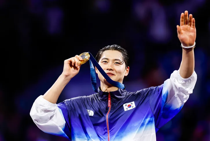 Oh Sanguk, da Coreia do Sul, foi medalhista de ouro do Sabre Individual Masculino nos Jogos Olímpicos de Paris 2024 (IconSport)