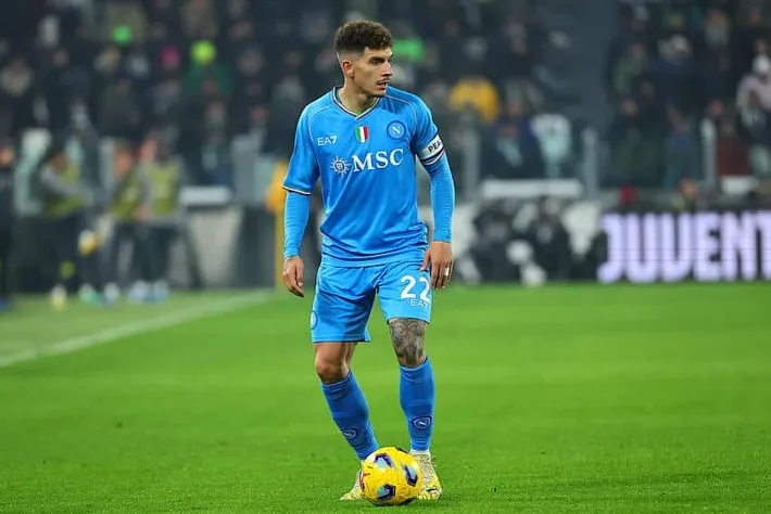 Os 5 melhores zagueiros da Itália na história e na atualidade ([auto_last_update format="Y" before=""])