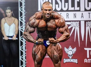 Brasileiro sofre duras críticas após aparecer no Mr. Olympia Brasil