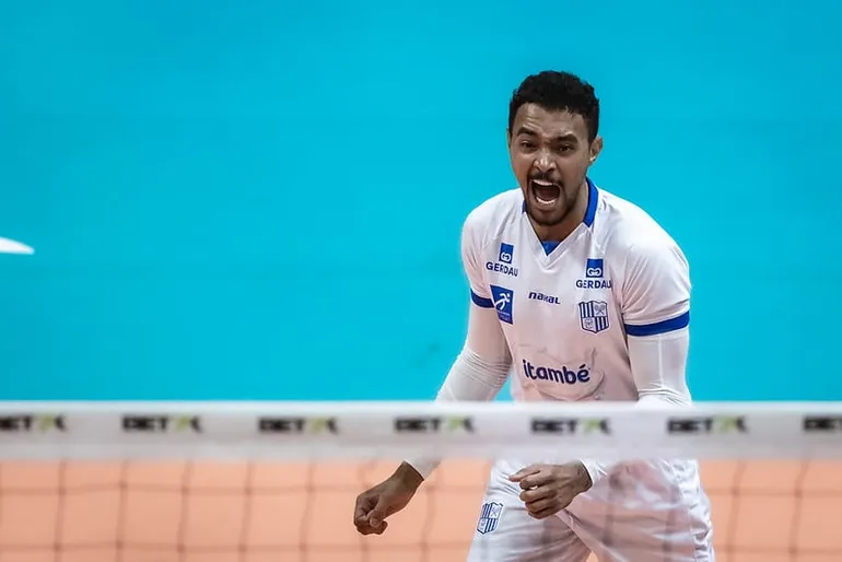 Mais que um líbero: a experiência internacional de Maique e seu impacto no Minas