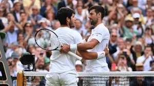 Djokovic e Alcaraz farão preparação para o Australian Open 2024 juntos; entenda