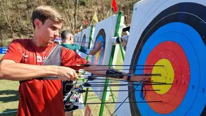 A mira certa: jovem de Minas Gerais é um dos talentos do tiro com arco
