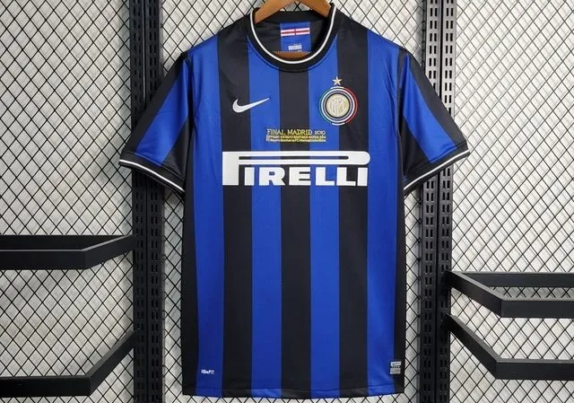 Uniformes mais bonitos do mundo Ajax