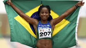 Críticas, treinos e dedicação: Vitória Rosa explica sucesso no esporte