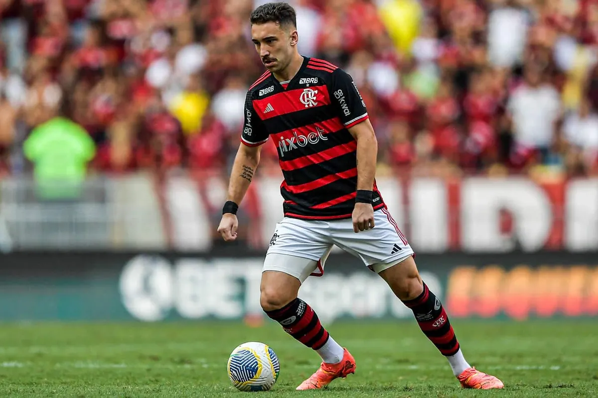 Melhores zagueiros do Brasil (2025): confira o top 10 da história e na atualidade