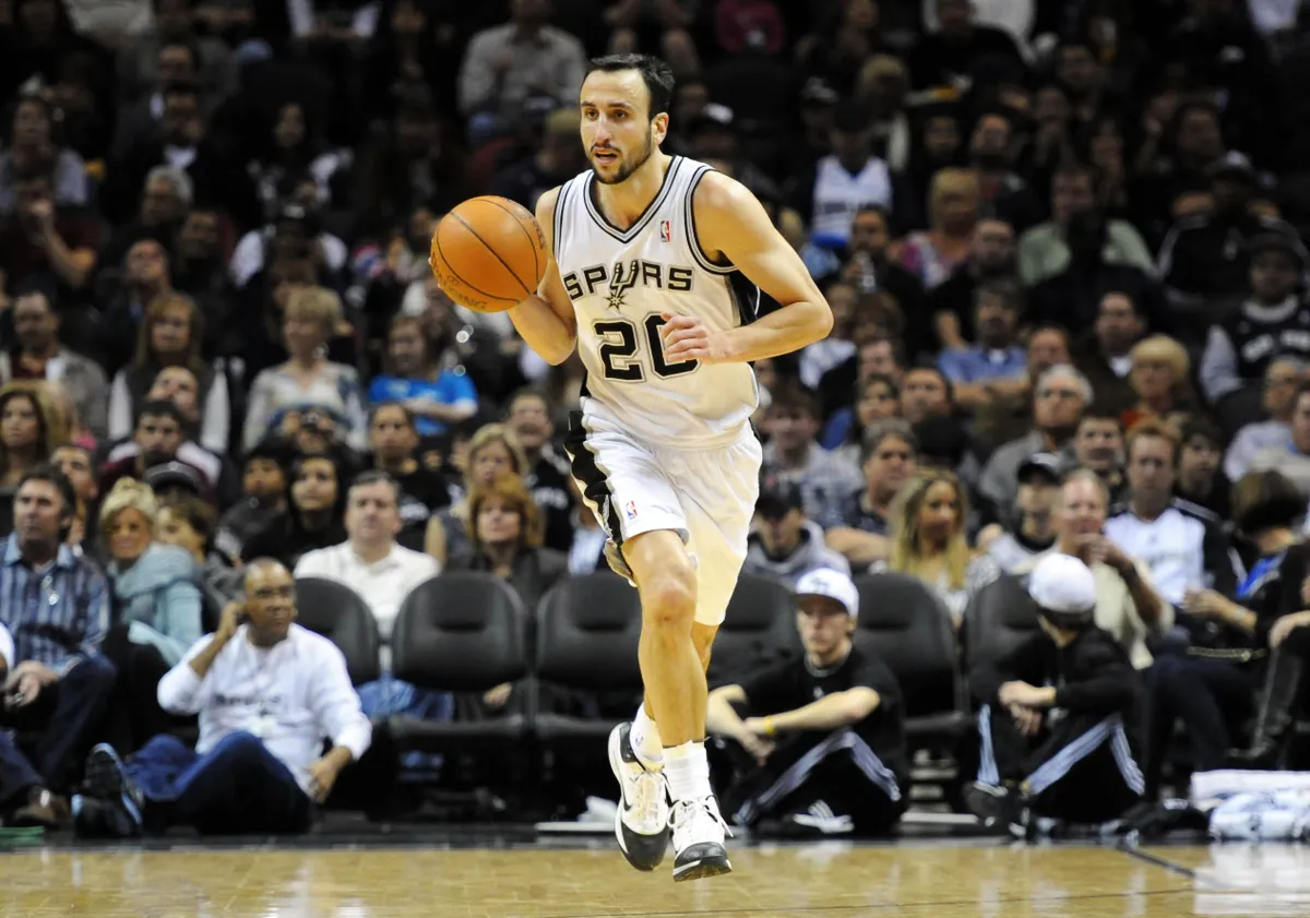 Tudo sobre o San Antonio Spurs [2024]: t&iacute;tulos, elenco, &iacute;dolos e recordes