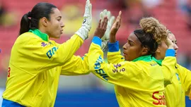 Sele&ccedil;&atilde;o feminina abre 2 x 0, mas Argentina busca empate em Recife
