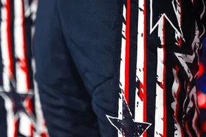 Haas apresenta uniforme especial para o GP dos Estados Unidos e leva internet à loucura