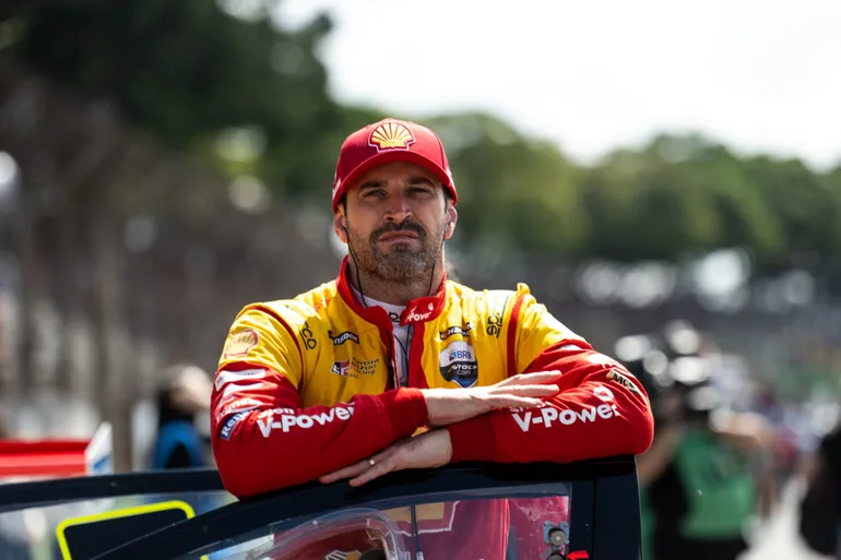 Ricardo Zonta manda recado após conquistar pole na decisão da Stock Car 2023