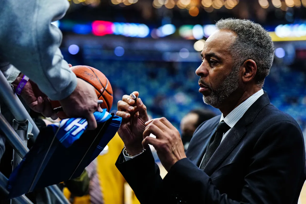 Tudo sobre Charlotte Hornets [2024]: hist&oacute;ria, recordes, curiosidades e elenco