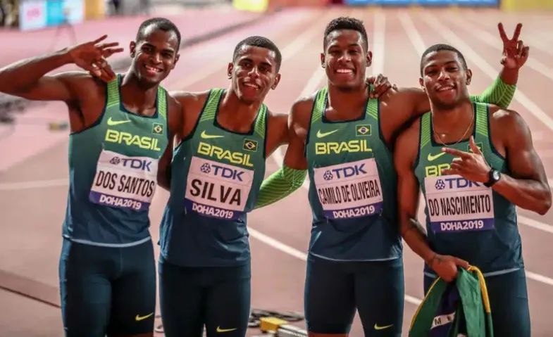 Revezamento 4x100 ([auto_last_update format="Y" before=""]): história da prova, regras e recordes