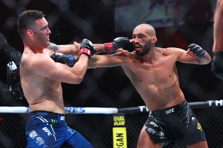 Brasileiro perde 30% da visão em luta do UFC: “O médico acha que…”