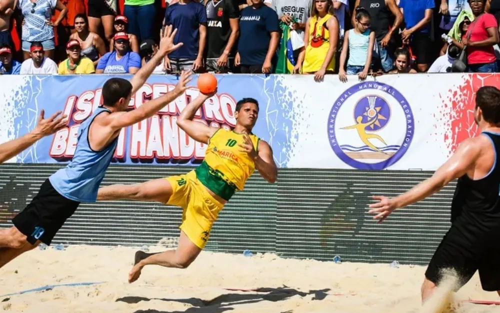 Handebol de Areia (2025): como surgiu, regras e diferenças da quadra