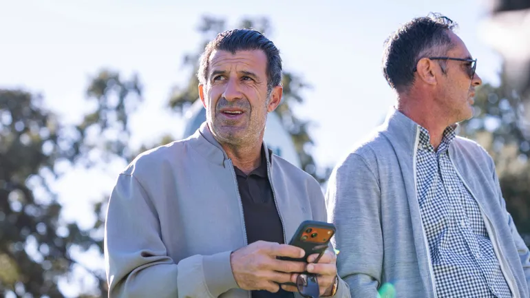 Lu&iacute;s Figo: hist&oacute;ria, t&iacute;tulos e n&uacute;meros da carreira