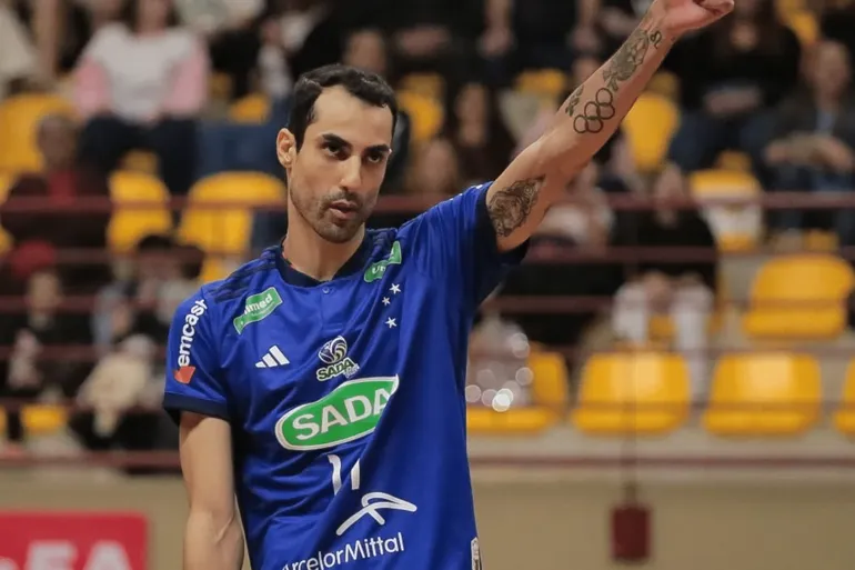 Douglas Souza abre o jogo sobre reserva no Mundial de Clubes: “Não sabem metade”