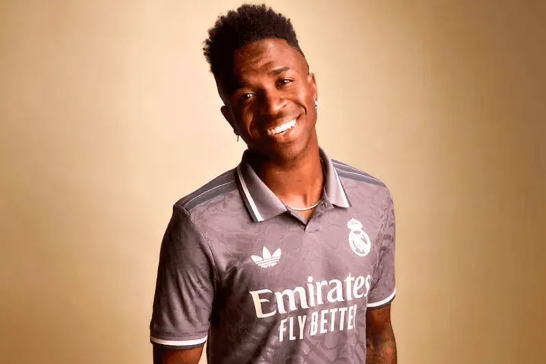 Terceira camisa do Real Madrid (2024-25)