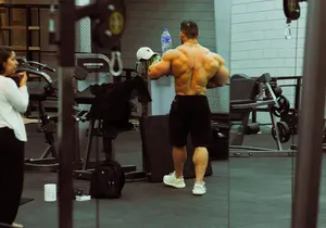 FÍSICO DE CAMPEÃO! Renato Cariani fala sobre brasileiro da Classic