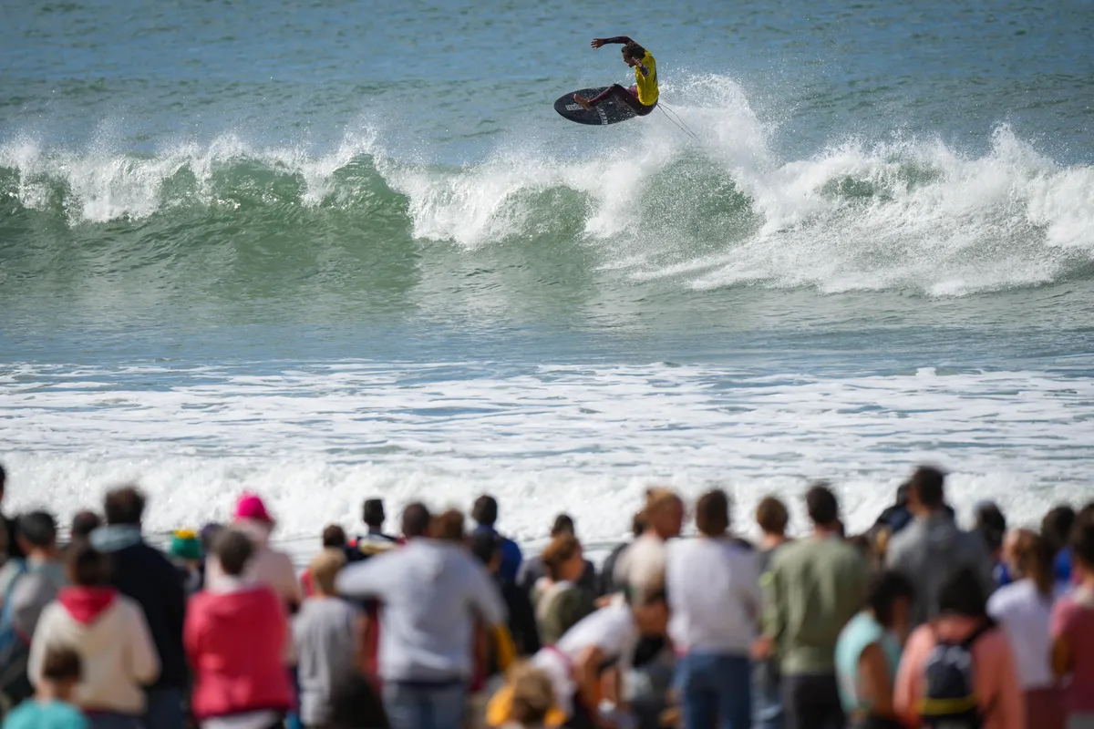 Saiba tudo sobre surf (2025): história, regras, Olimpíada e principais manobras