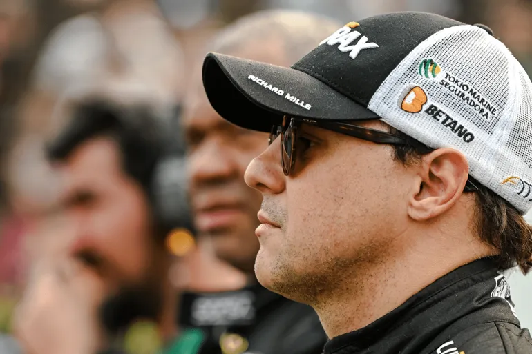 Ex-Fórmula 1, Felipe Massa sofre punição polêmica e perde liderança da Stock Car 2024