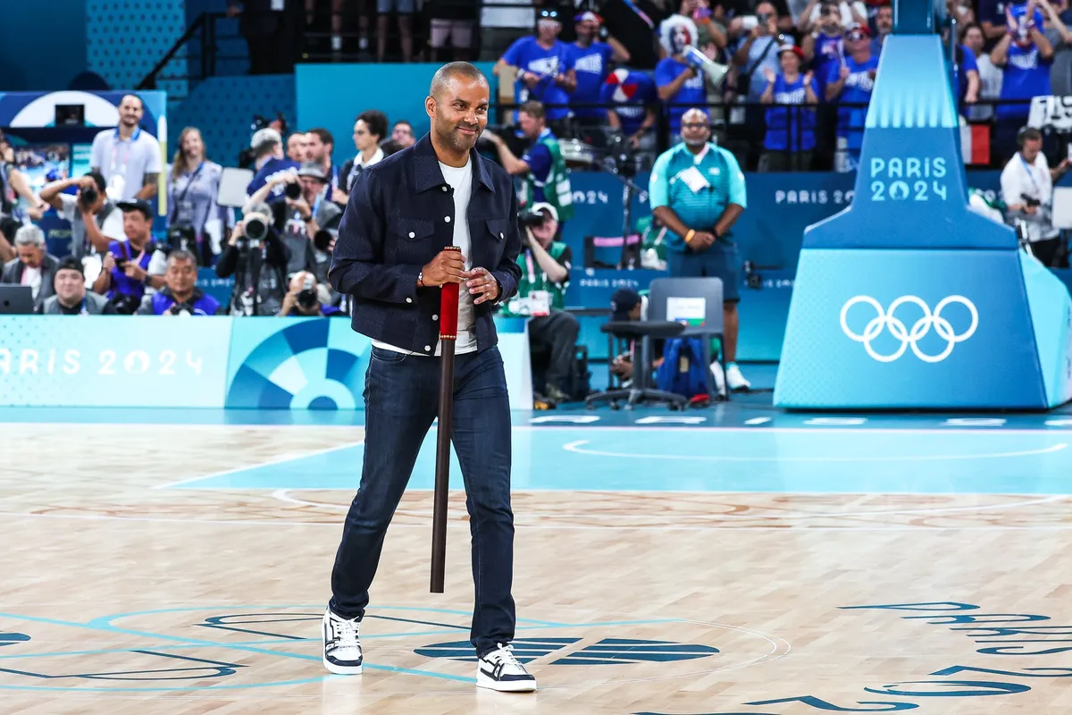 Os 15 melhores jogadores estrangeiros da hist&oacute;ria da NBA [2024]