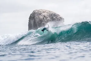 Brasil já tem medalha garantida no surfe de Longboard