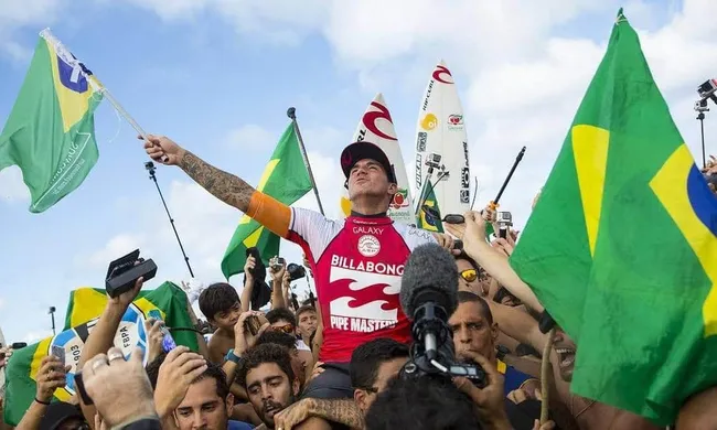 Gabriel Medina campe&atilde;o mundial de surf