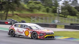 Sette C&acirc;mara e Di Grassi vencem endurance da Stock Car em Bras&iacute;lia