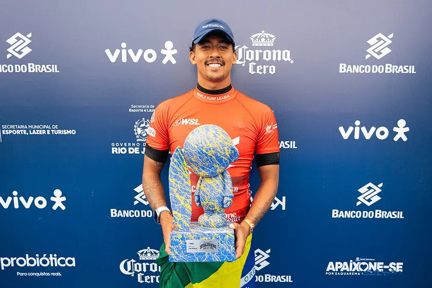 Samuel Pupo é campeão em Saquarema e dispara no ranking do Challenger Series da WSL