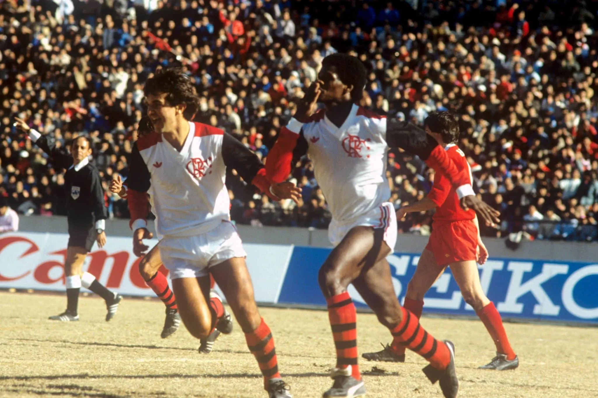 Os 10 melhores jogadores do Flamengo de todos os tempos ([auto_last_update format="Y" before=""])