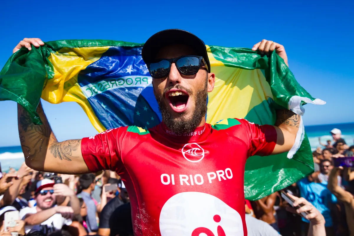 Surfistas brasileiros ([auto_last_update format="Y" before=""]): conheça os 11 nomes em atividade na elite do Surf