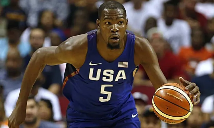 Kevin Durant, jogador profissional de basquete