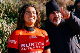Challenger Series WSL: Sophia Medina é destaque e oito brasileiros seguem vivos em Portugal