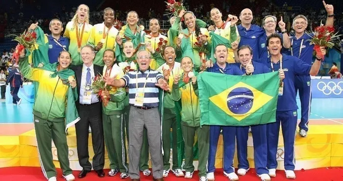 Brasil campe&atilde;o ol&iacute;mpico no v&ocirc;lei feminino em Pequim