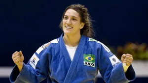 Judoca Mayra Aguiar retorna ao pódio após superar lesão