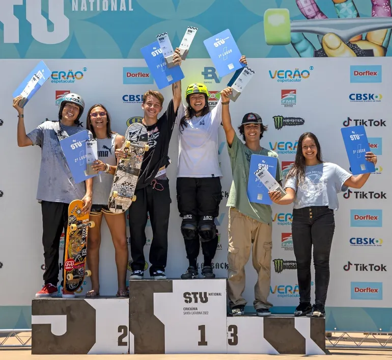 Luizinho e Raicca são os campeões do Skate Park no STU National