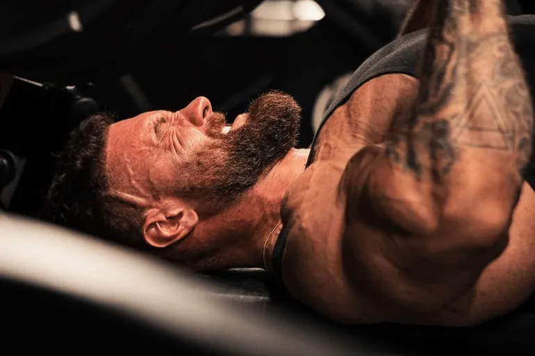 (V&iacute;deo) Cbum mostra o porqu&ecirc; &eacute; o grande GOAT da Classic no Mr. Olympia 2024