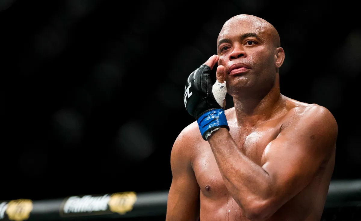 Anderson Silva durante a luta dos m&eacute;dios no UFC 234 (Iconsport)