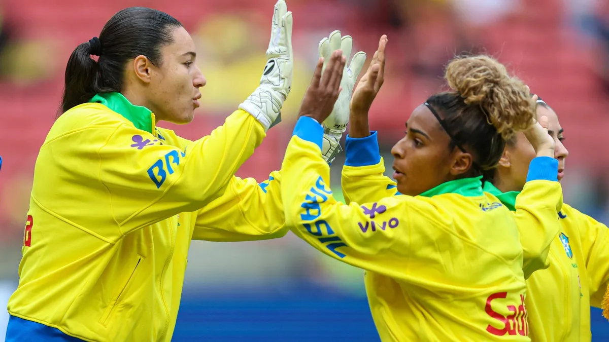 Sele&ccedil;&atilde;o feminina abre 2 x 0, mas Argentina busca empate em Recife