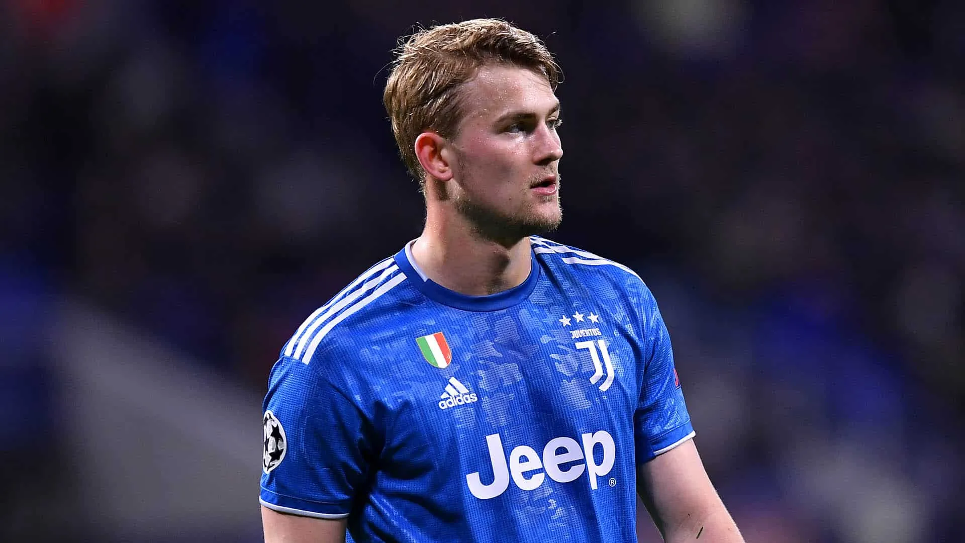 Zagueiros promissores do FIFA 21