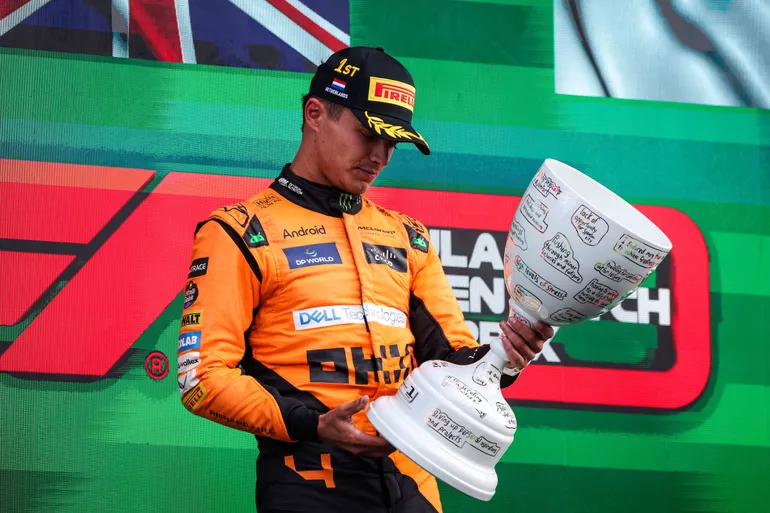 Trof&eacute;u do GP da Holanda de F&oacute;rmula 1 &eacute; uma mensagem sobre sa&uacute;de mental