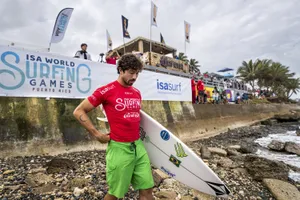 Yago Dora fica pelo caminho e Gabriel Medina é obrigado a vencer em cenários, veja